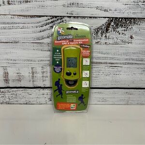 Geomate Jr 2.0 Geocaching GPS Green in Package Outdoor Treasure Hunt
